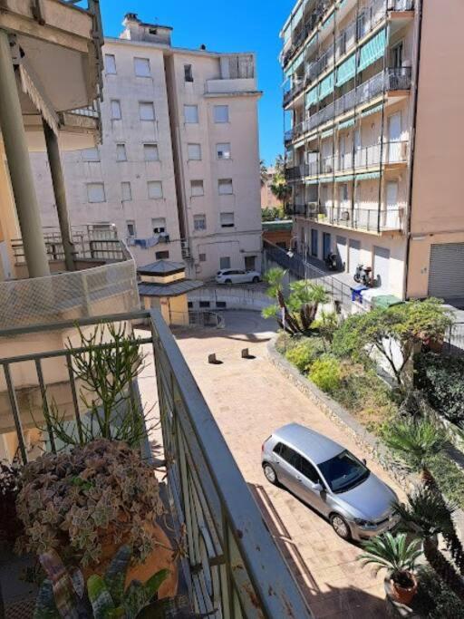 Appartement Centrale Vicino Spiagge E Ciclabile + Box-Auto ! à Arma di Taggia Extérieur photo