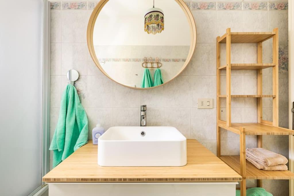 Appartement Centrale Vicino Spiagge E Ciclabile + Box-Auto ! à Arma di Taggia Extérieur photo
